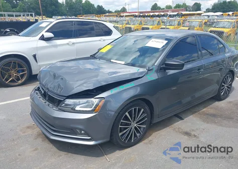 2017 Volkswagen Jetta 1.8T Sport из США, поврежденный, VIN 3VWD17AJ4HM305666